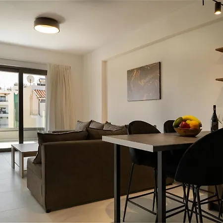 Ruby Luxury Suites-3